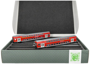 Feldherr Storage Box FSLB055 for model railway locomotives, wagons and vehicles - 7 slots for TT gauge vertical